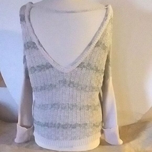 Free People Sweater Pull Over Off Shoulder V Back Open Weave Sea Mist M - Picture 8 of 13